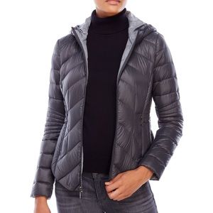 BCBG ultra light weight down jacket